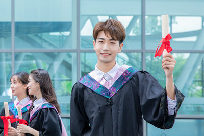 北京大學在職研究生 北京大學在職研究生